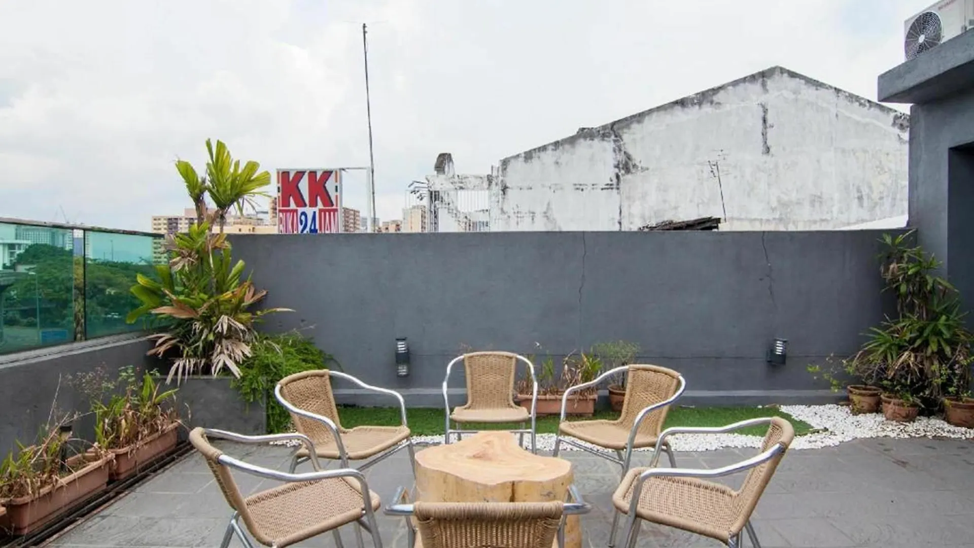 I-Hotel كوالالمبور فندق